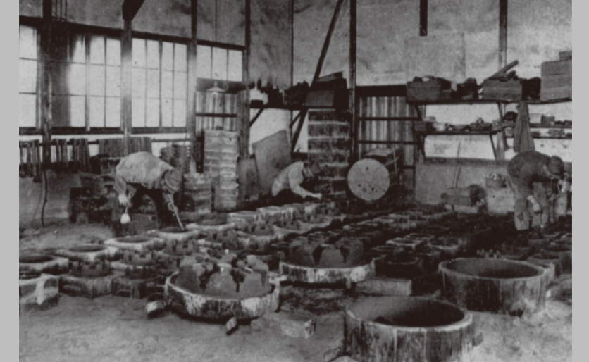 鋳造現場の写真